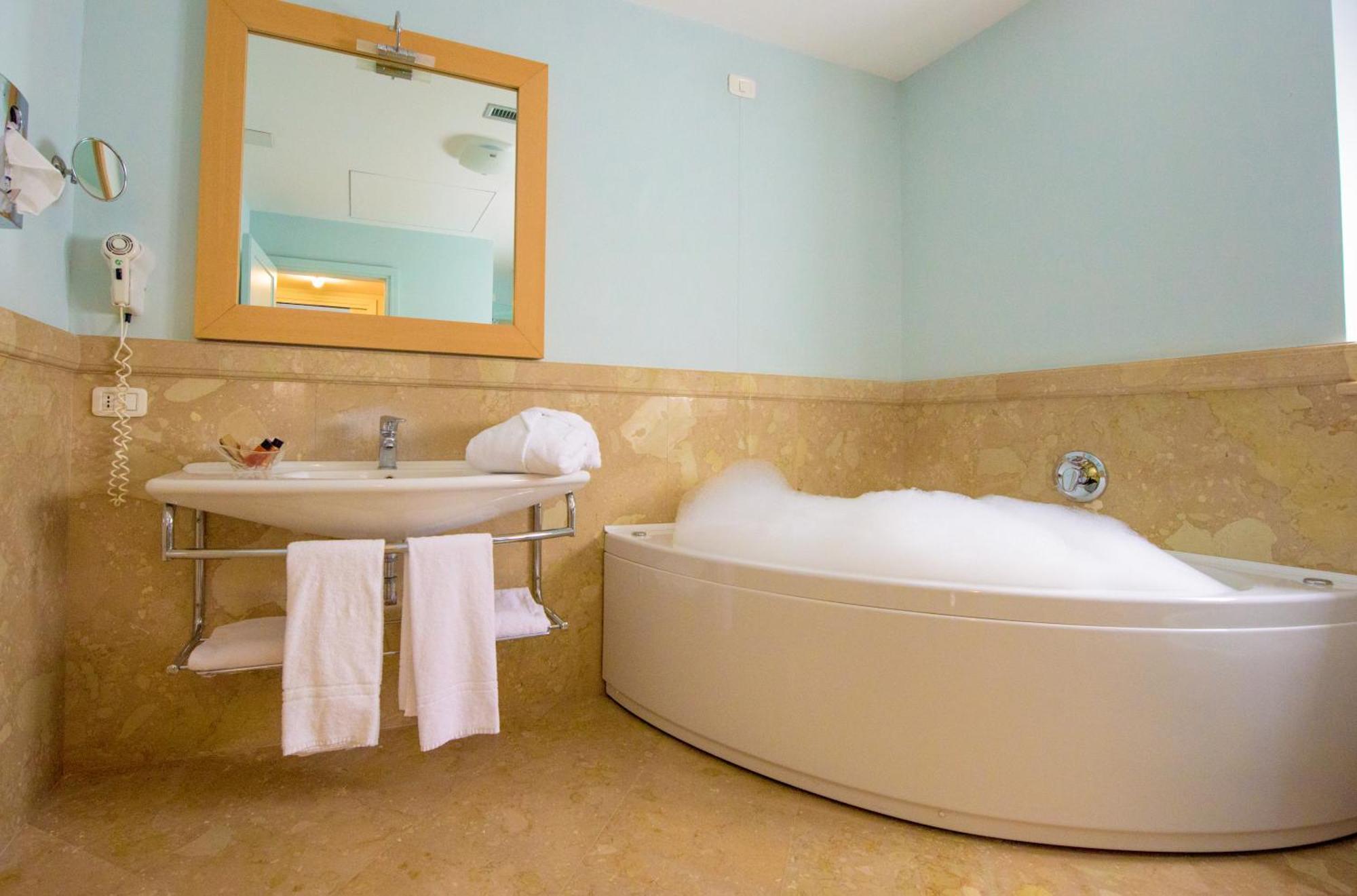 Exclusive Suite